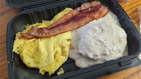 Check out the Country Breakfast from #wienerschnitzel love the biscuits and gravy! - YouTube