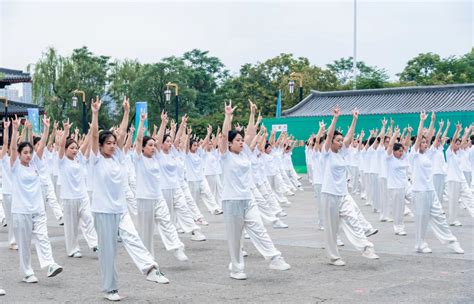 2024年全国健身气功助力乡村振兴志愿服务暨百城千村交流展示活动走进洛阳 体育 中工网