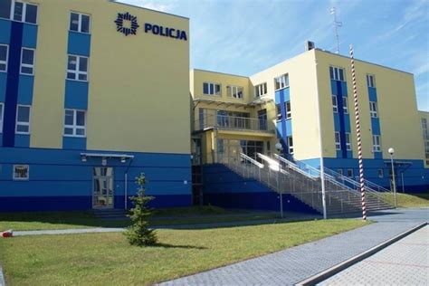 Komenda Policji W Ostro Ce Ma Podgrzewane Schody Nie Musi Od Nie A