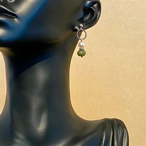 Aros Con Bases De Acero Quir Rgico Piedra Jade Verde By Sandri Store