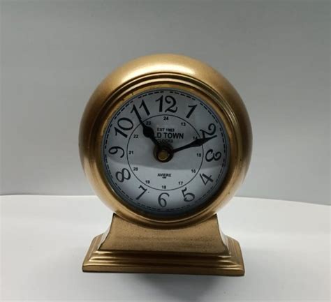 Ld Town Metal Golden Round Table Clock At Rs 640 In Moradabad Id 25670706133