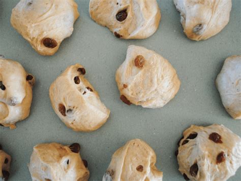 Simple Sourdough Hot Cross Buns Easy Recipe