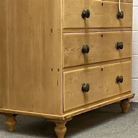 Very Large Late Victorian Pine Chest Of Drawers