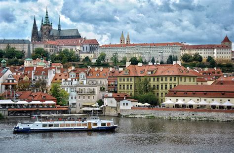 Prag Hradschin Moldau Foto And Bild Europe Czech Republic Prag