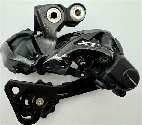 Shimano Di2 Deore XT RD M8050 GS Medium Cage Dyna Sys 11 Speed Rear