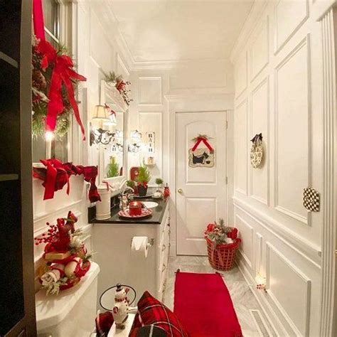 34 Fantastic Christmas Bathroom Decor Ideas With Plants In 2023