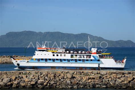 Arus Balik Liburan Tahun Baru Pulau Sabang Antara Foto