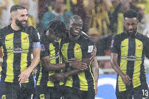 Gols De Benzema E Romarinho Al Ittihad Vence E Fica Perto De