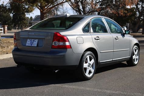 2006 Volvo S40 T5 | Victory Motors of Colorado