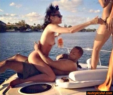 Chris Brown And Rihanna Having Sex Nude Leaked Porn Photo