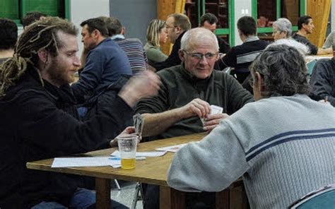 Belote 80 personnes au concours Le Télégramme