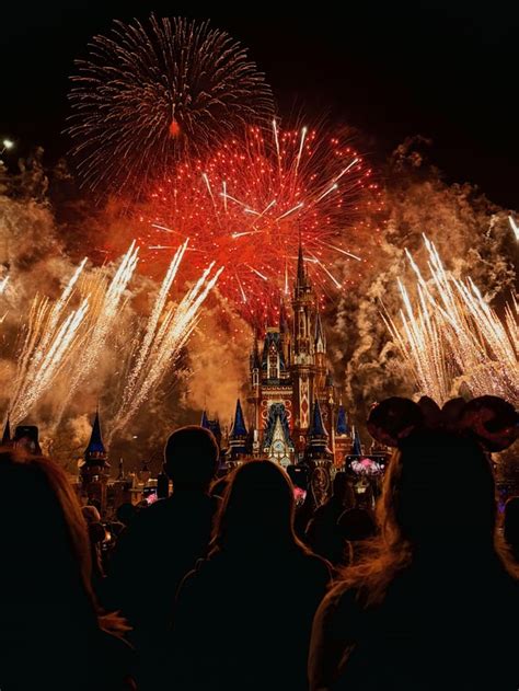 Magic Kingdom fireworks : r/DisneyWorld