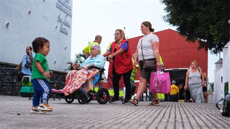 Estabilizado El Incendio De Tenerife Que Mantiene A Personas