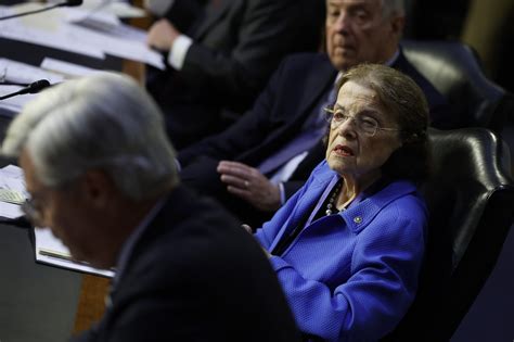 Democrat Cutting Off Dianne Feinstein S Speech Caught In Hot Mic Moment Newsweek