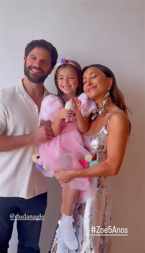 Sabrina Sato celebra o aniversário de 5 anos de Zoe