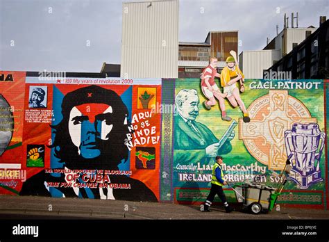 Republican murals falls road belfast hi-res stock photography and ...