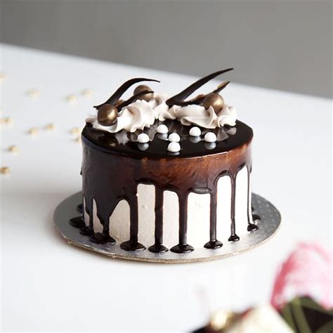 Order Chocolate Mini Cake In Kathmandu Julies Cakes And Pastries