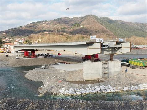 Ponte di Albiano varata la campata centrale è lunga 102 metri LE FOTO