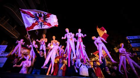 Las Protestas En Ferraz Contra La Amnist A Elevan El Tono En La V Spera