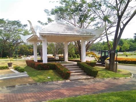 Detail Pagar Makam Umum Minimalis Gambar Pagar Makam Koleksi Nomer 29