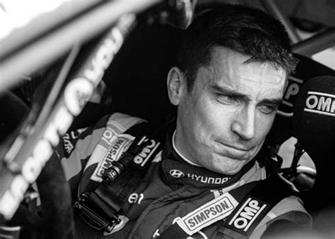Погиб автогонщик Крейг Брин