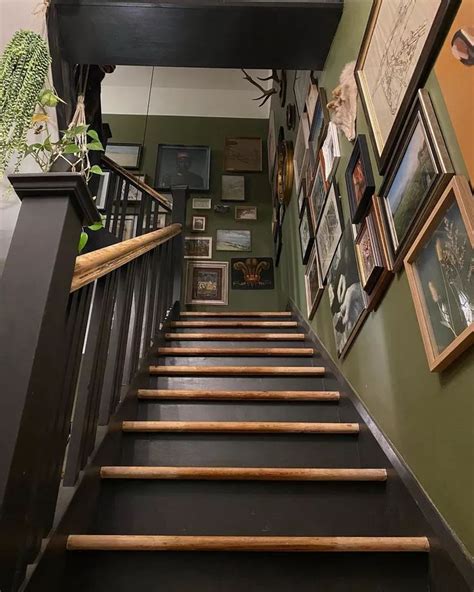 Innovative Ways To Style Your Staircase Wall Staircase Makeover