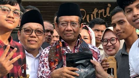 Mahfud Tak Khawatir Suara Jatim Akan Hilang Efek Khofifah Masuk TKN