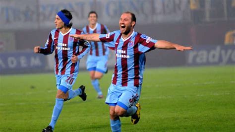 Trabzonspor Un Eski Futbolcusu Gazetecilerle Tart T K F R Ya D Rd