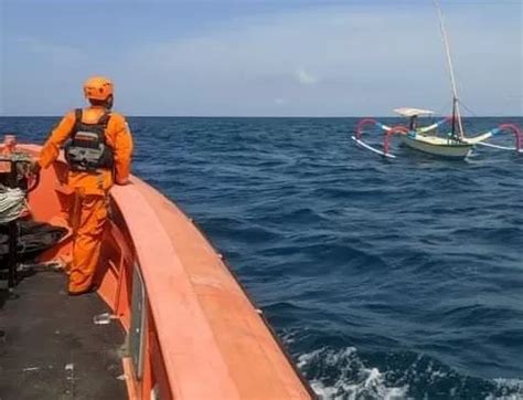 Jatuh Saat Jaring Ikan Di Laut Nelayan Hilang Bali Express