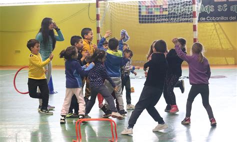 Más de un centenar de peques disfrutan de sus menudas Navidades