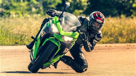 Ninja 400 no Autódromo do Eusébio CE Velopro training Março 2023