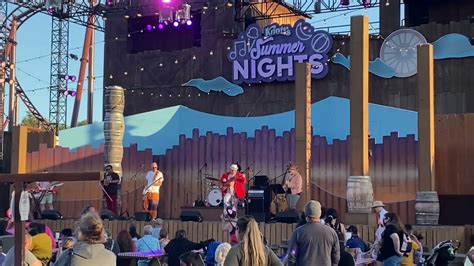 Knotts Berry Farm Summer Nights Music In The Park Youtube