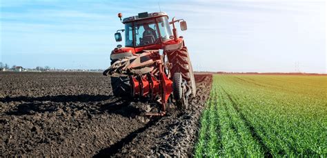 ¿por Qué Arar Con Tractor La Tierra Antes De Cultivarla Altrac