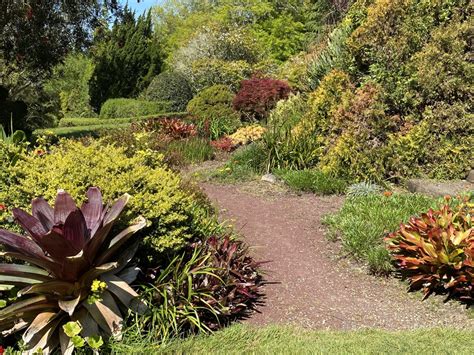 2 Gardens in Auckland – In the Garden Around the World