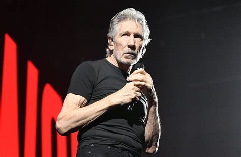 Roger Waters Confirmed He Did Not Cancel Poland Concerts