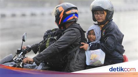 Cuaca Ekstrem Berpotensi Terjadi Selama Arus Mudik Begini Imbauan Bmkg