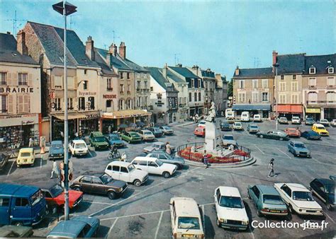 Cpsm France Phitiviers La Place Du Martroi Loiret