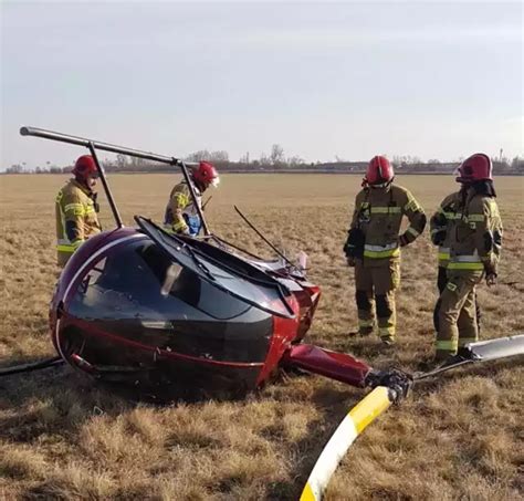 Wypadek Na Lotnisku W Lubinie Mig Owiec Przy Pr Bie L Dowania Spad