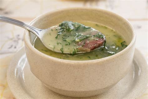 Receita de caldo verde simples e fácil CenárioMT