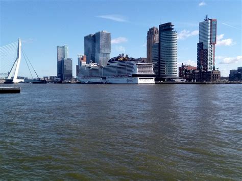 Piet Heyn On Twitter Kop Van Zuid In De Zon Rotterdam