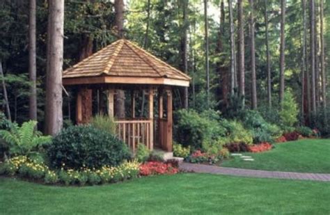 Backyard Gazebo – Free Woodworking Plan.com