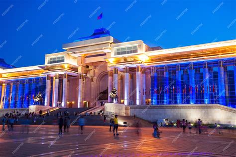 Premium Photo | Ulaanbaatar, mongolia - july 12, 2016: the government palace at night. its ...