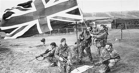 Falklands War - A Huge Extent Blogging Photo Exhibition