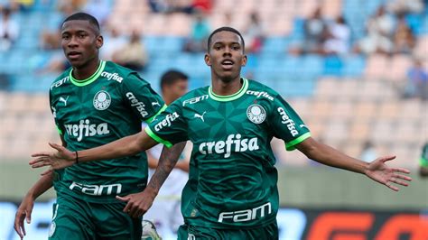 Estevão Brilha E Palmeiras Goleia A Queimadense Pb Na Estreia Da