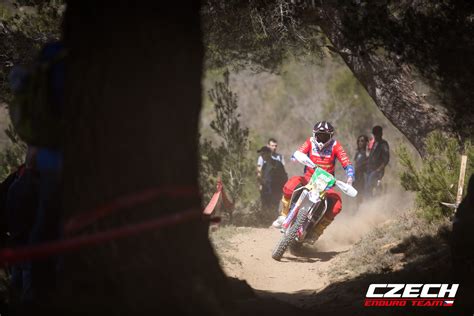 Na Prvn Leto N Z Vod Me V Enduru Vyr Ej T I Jezdci Czech Enduro