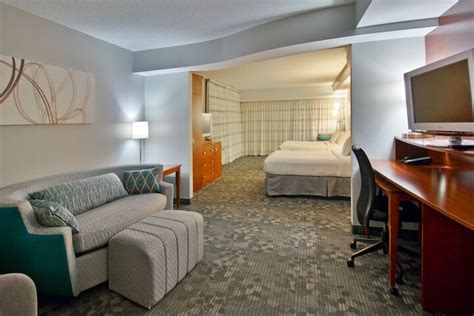 Courtyard By Marriott Clarksville Clarksville