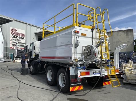 2024 ISUZU FVZ 240 300 STG 13 000L AUTOMATIC WATER TRUCK JTHFD5298201