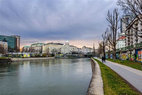 Wien Fluss Wien Stockbild Bild Von Park Pfad Wasser