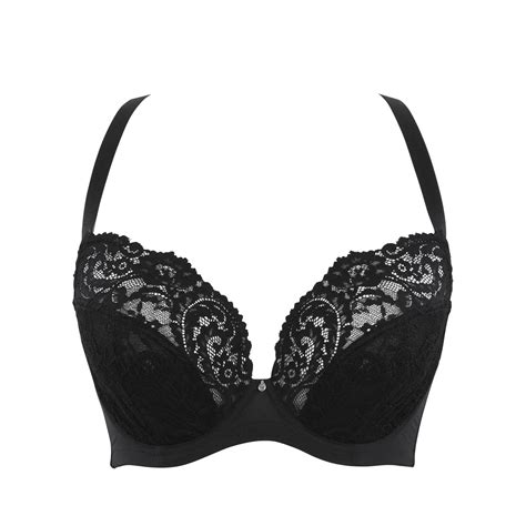 O set de lingerie digno de uma diva que vai ser a sua arma secreta nas próximas festas NiT