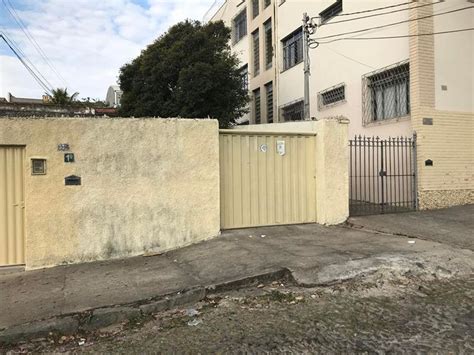 Casa Na Rua Campan Rio Santa In S Em Belo Horizonte Por R